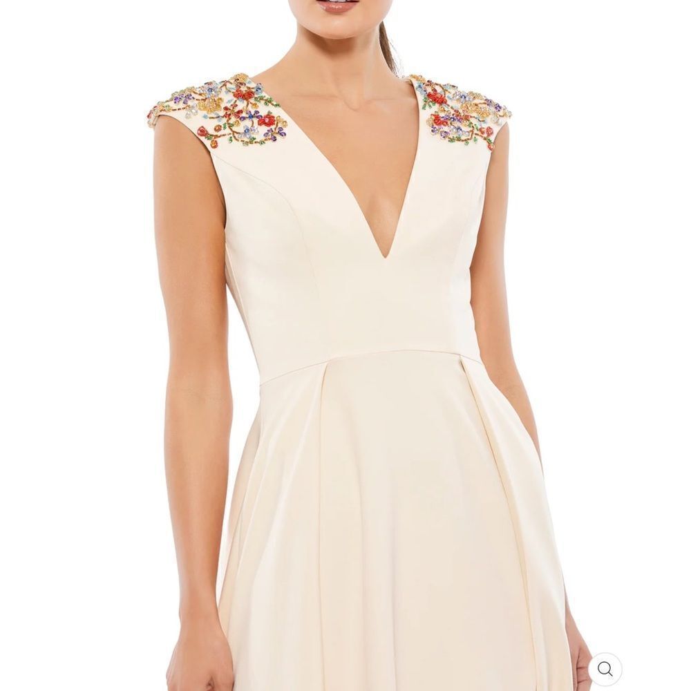 Mac Duggal 26540 Ieena Beaded Cap Sleeve V Neck A Line Gown Dress Cream Size 4 - Picture 3 of 16